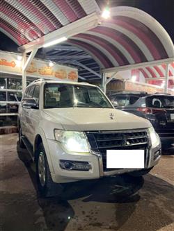 ميتسوبيشي باجيرو